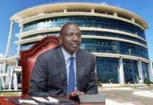 Le président kényan s’inscrit à un Master en Intelligence Artificielle